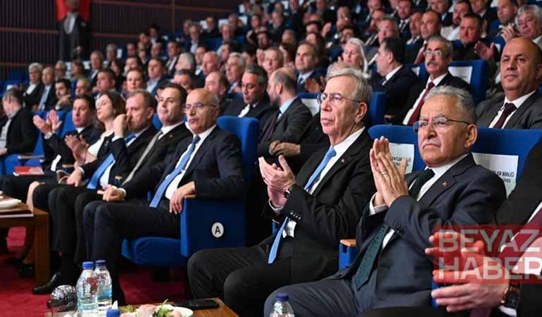 Mansur Yavaş, yeniden Tarihi Kentler Birliği Başkanı seçildi