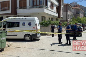 Polis, parkta elleri kanlı buldu; anne ve babasını öldürdüğü ortaya çıktı