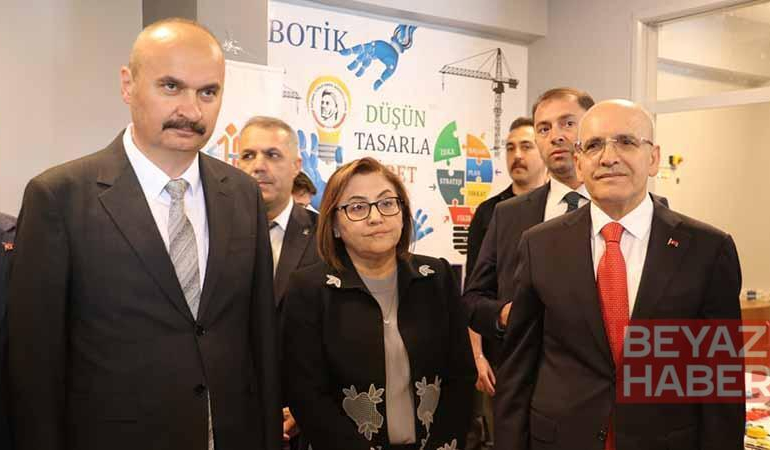 Bakan Şimşek: Teknoloji bizim için kritik bir alan