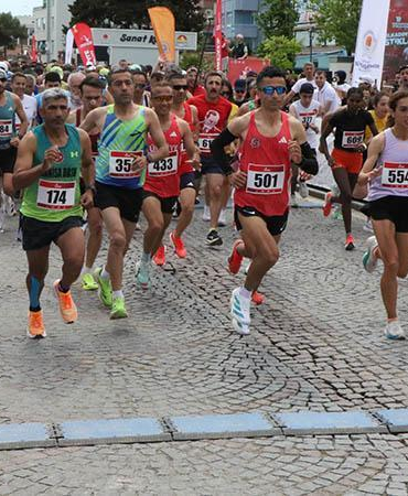 Samsun’da 19 Mayıs Yarı Maratonu koşuldu