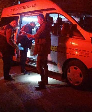 Gelin ile görümce kavgada birbirini bıçakladı