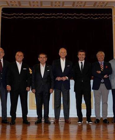 Galatasaray’ın efsaneleri UEFA Kupası zaferinin yıl dönümünde bir araya geldi