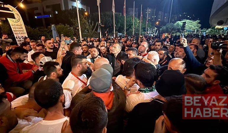 Antalyaspor küme düştü, taraftarlar başkana tepki gösterdi