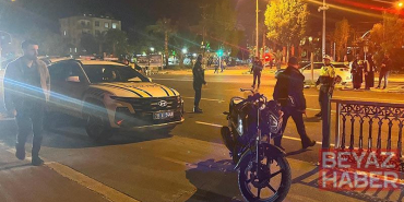 Kilis’te TIR ile motosiklet çarpıştı; 2 yaralı