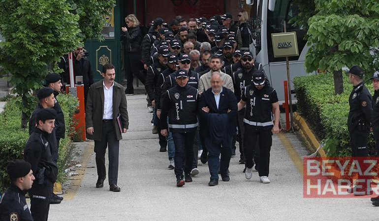 Tepebaşı Belediyesi’ne yolsuzluk operasyonu şüphelileri adliyede