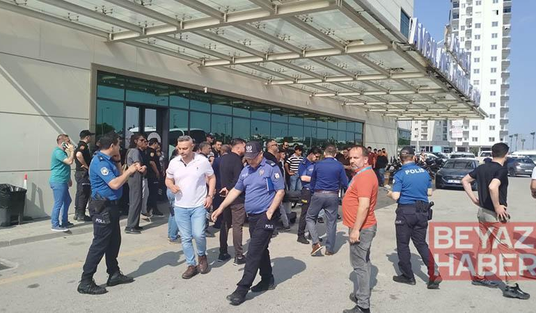 Restorana pompalı tüfekli saldırı: 4 ölü