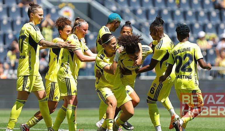 Fenerbahçe ArsaVev - Ünye Kadın Spor Kulübü: 8-0