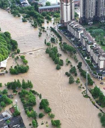 Çin’de şiddetli yağış sele neden oldu: 21 ölü