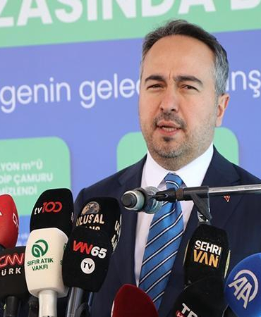 Bakan Yardımcısı Demiralp: Van Gölü kıyı şeridi 2 milyon metreküp balçıktan arındırıldı