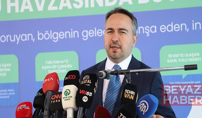 Bakan Yardımcısı Demiralp: Van Gölü kıyı şeridi 2 milyon metreküp balçıktan arındırıldı