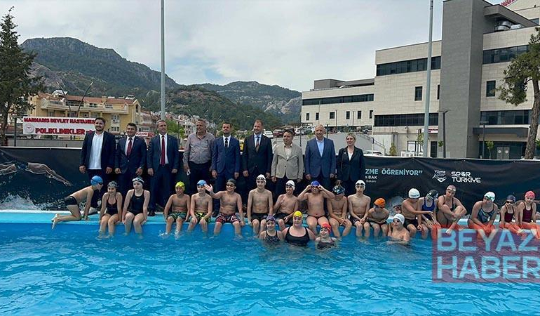 Marmaris’te sporcular için portatif havuz