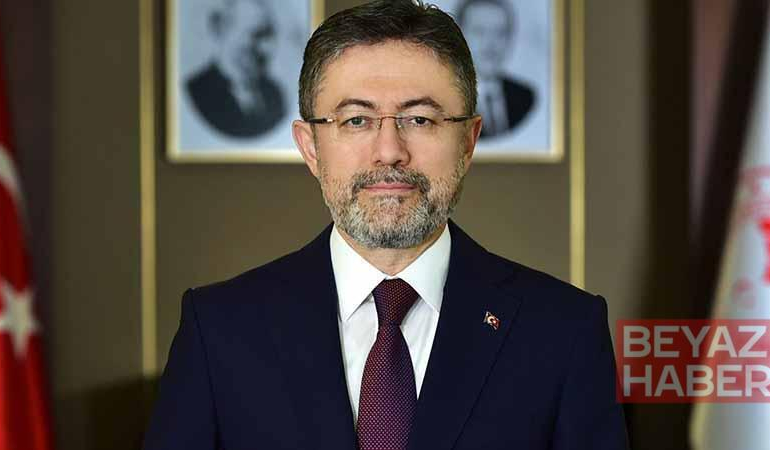 Bakan Yumaklı: Türkiye, koloni sayısında ve bal üretiminde AB