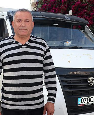 Aldığı oto çekiciyi kamyonete çevirmek istedi, ruhsatın sahte olduğunu öğrendi