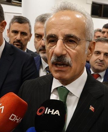 Bakan Uraloğlu: Trabzon Havalimanı projesinde yakın zamanda temeli atıyoruz