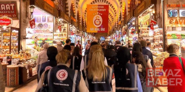 Kurban Bayram öncesi Mısır Çarşısı