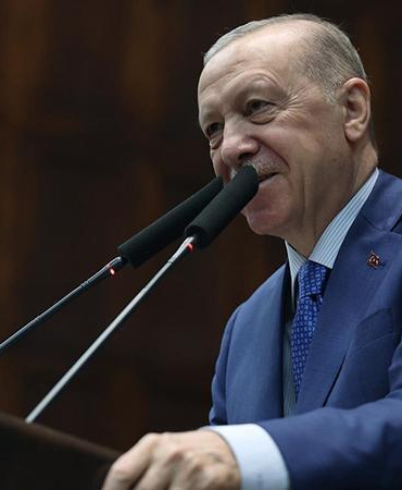 Cumhurbaşkanı Erdoğan: Gençleri hafife alan hareketin başarı şansı yoktur