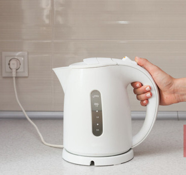 Plastik kettle'lara dikkat! Çay keyfinizi daha güvenli kılabilirsiniz