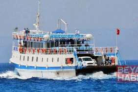 Bodrum’da feribota kuvvetli rüzgar engeli