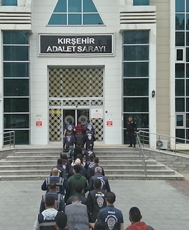 Kırşehir merkezli siber dolandırıcılık operasyonu: 18 tutuklama