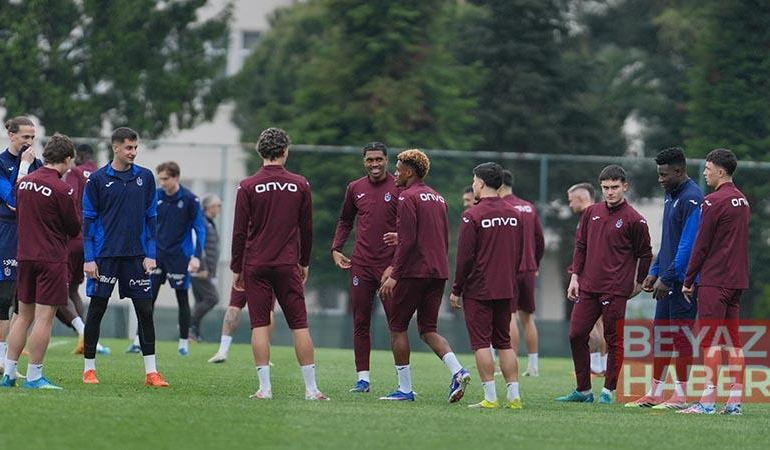 Trabzonspor, TÜMOSAN Konyaspor maçı hazırlıklarını tamamlayarak Antalya’ya gitti