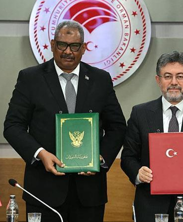 Bakan Yumaklı: Sudan ile ilişkilerimizi ilerletmeye büyük önem veriyoruz