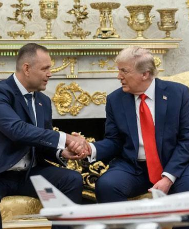 Trump duyurdu: ABD, Polonya