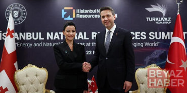 Bakan Bayraktar, Gürcistan Ekonomi ve Sürdürülebilir Kalkınma Bakanı Kvrivishvili ile görüştü
