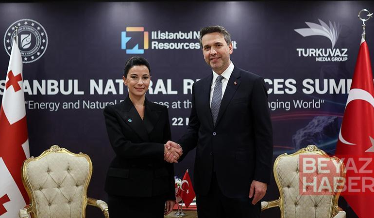 Bakan Bayraktar, Gürcistan Ekonomi ve Sürdürülebilir Kalkınma Bakanı Kvrivishvili ile görüştü