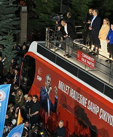 Özgür Özel: Biz en kısa zamanda sandık istiyoruz, kurultay istiyoruz