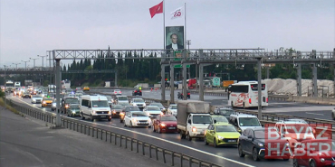 İstanbul'da bayram tatili hareketliliği trafiğe yansıdı