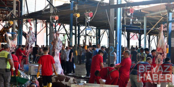 Sokakta kurban kesip, atıklarını gömenlere 29 bin 529 lira ceza