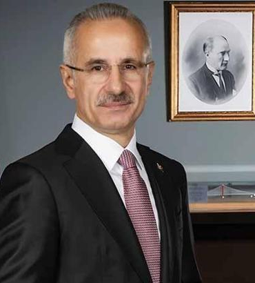 Bakan Uraloğlu: 21 Mayıs 3 Haziran döneminde iç ve dış hatlarda toplam 1506 ilave uçuş planlandı