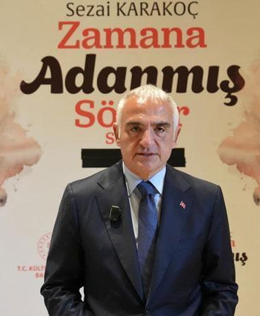 Sezai Karakoç’un arşivi,
