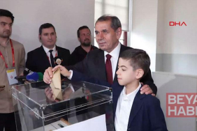 Dursun Özbek oyunu kullandı