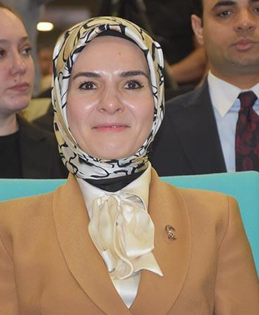 Bakan Göktaş: Aile kurumunun önemini sahada en güçlü biçimde anlatacağız