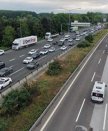 Anadolu Otoyolu’nun Düzce geçişinde bayram trafiği