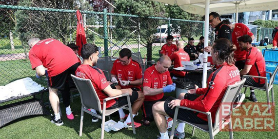 A Milli Futbol Takımı, dayanıklılık testinden geçti