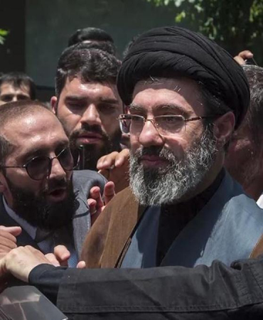 İran dini lideri Hamaney: ABD eski konumunda değil