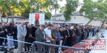 Bayram namazını Eyüpsultan Camii’nde kıldılar