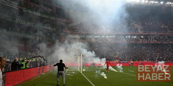 Meşaleli final sonrası Trabzonspor ile Konyaspor, PFDK'ya sevk edildi