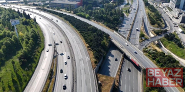 Bayramın ikinci gününde de yollar boş kaldı