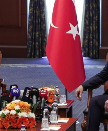 Siyasette bayram trafiği: AK Parti ve CHP bayramlaştı