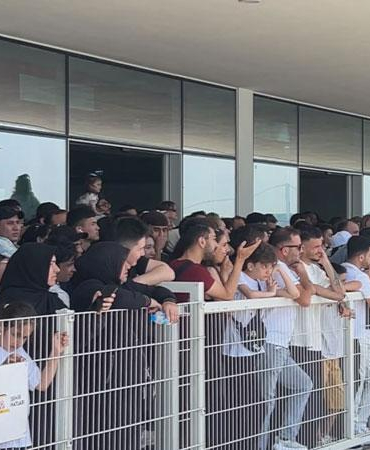 Bayramın ikinci gününde Adalar vapur iskelesinde yoğunluk yaşandı