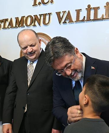 Bakan Yumaklı: Son dönemdeki kepazeliklerin hepsi bizden uzaktır