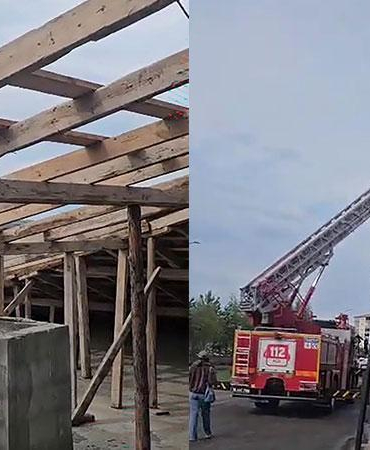 Kars’ta şiddetli rüzgârda bir apartmanın çatısı uçtu