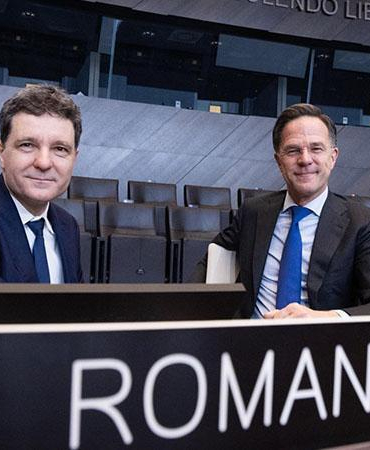 NATO Genel Sekreteri Rutte ile Romanya Cumhurbaşkanı Dan, düşen Rus İHA