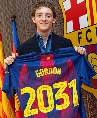Barcelona, Anthony Gordon’ı duyurdu
