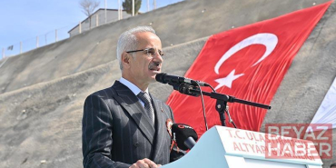 Bakan Uraloğlu: 42 ili birbirine bağlayacak proje, devlet yolundaki trafik yükünü azaltacak