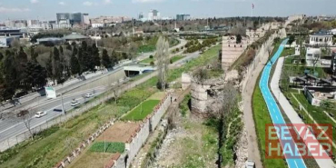 Fatih’te surlarda şüpheli hareket ihbarı: Telefonlarında 2024’teki sur cinayetine ilişkin içerikler çıktı