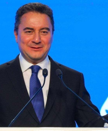 Ali Babacan: Ülkeyi CHP'ye bırakmak istemiyoruz
